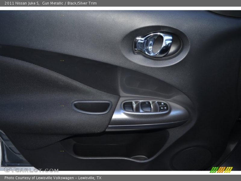Gun Metallic / Black/Silver Trim 2011 Nissan Juke S