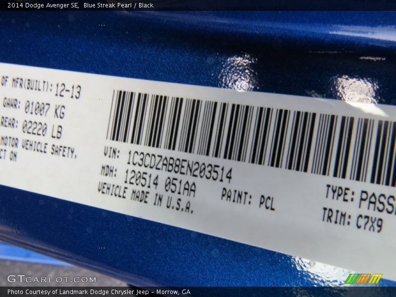 Blue Streak Pearl / Black 2014 Dodge Avenger SE