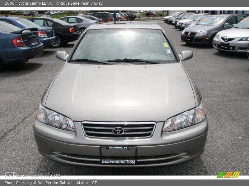 Antique Sage Pearl / Gray 2000 Toyota Camry LE V6