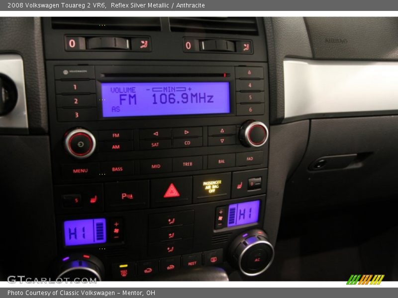 Reflex Silver Metallic / Anthracite 2008 Volkswagen Touareg 2 VR6