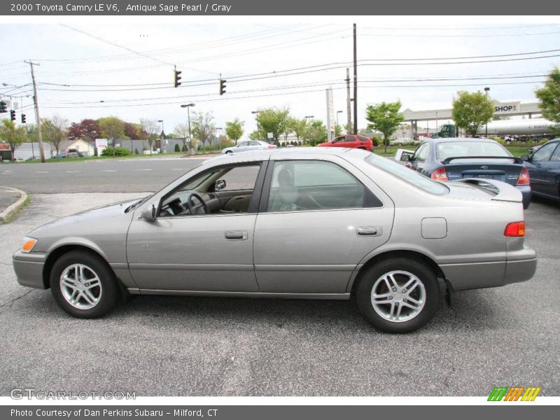Antique Sage Pearl / Gray 2000 Toyota Camry LE V6