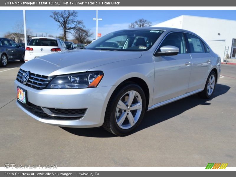 Reflex Silver Metallic / Titan Black 2014 Volkswagen Passat TDI SE