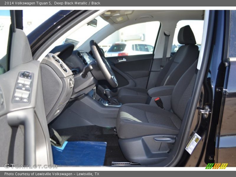 Deep Black Metallic / Black 2014 Volkswagen Tiguan S