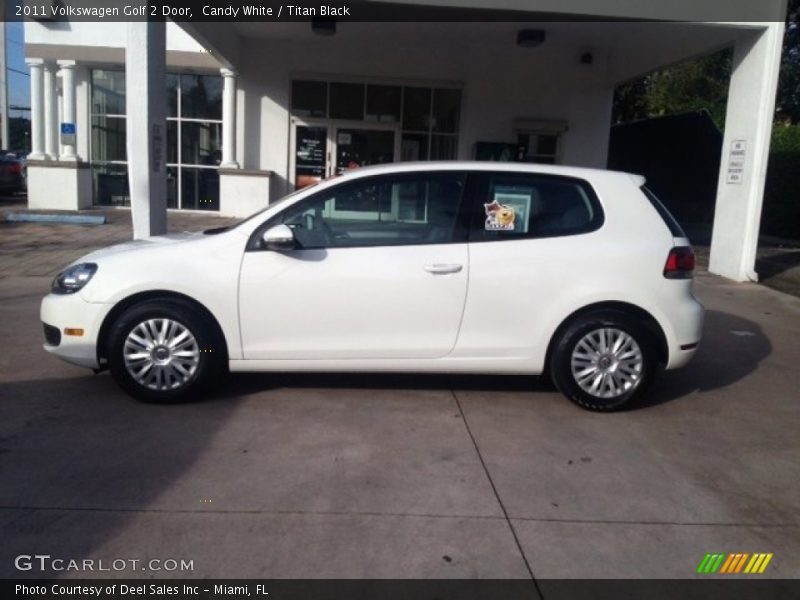 Candy White / Titan Black 2011 Volkswagen Golf 2 Door