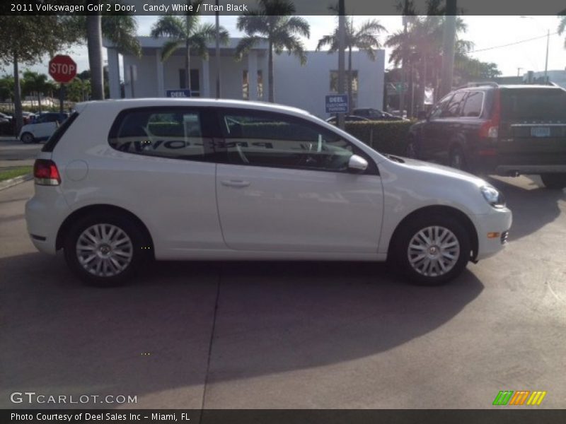 Candy White / Titan Black 2011 Volkswagen Golf 2 Door