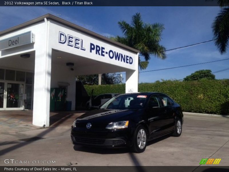 Black / Titan Black 2012 Volkswagen Jetta SE Sedan