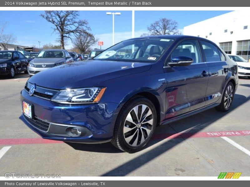 Front 3/4 View of 2014 Jetta Hybrid SEL Premium