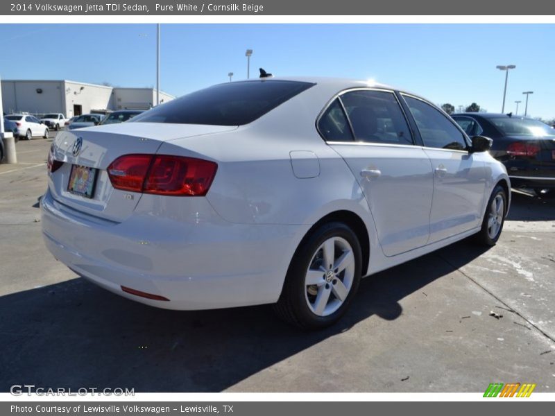 Pure White / Cornsilk Beige 2014 Volkswagen Jetta TDI Sedan