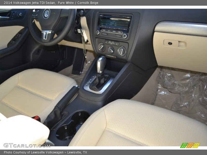 Pure White / Cornsilk Beige 2014 Volkswagen Jetta TDI Sedan