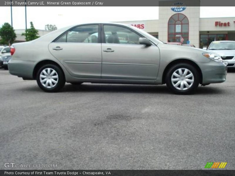Mineral Green Opalescent / Gray 2005 Toyota Camry LE