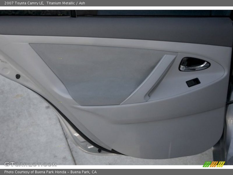 Titanium Metallic / Ash 2007 Toyota Camry LE