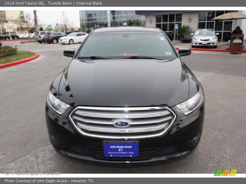 Tuxedo Black / Charcoal Black 2014 Ford Taurus SEL