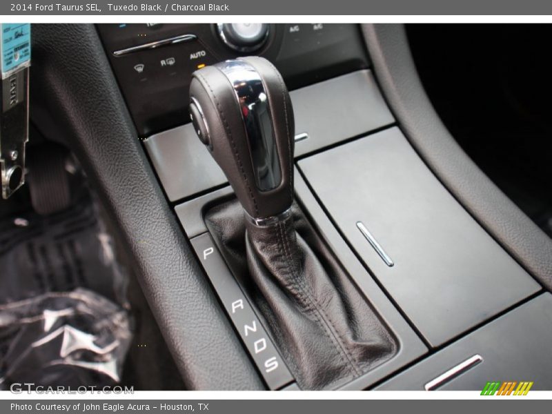 Tuxedo Black / Charcoal Black 2014 Ford Taurus SEL