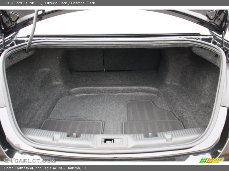 Tuxedo Black / Charcoal Black 2014 Ford Taurus SEL