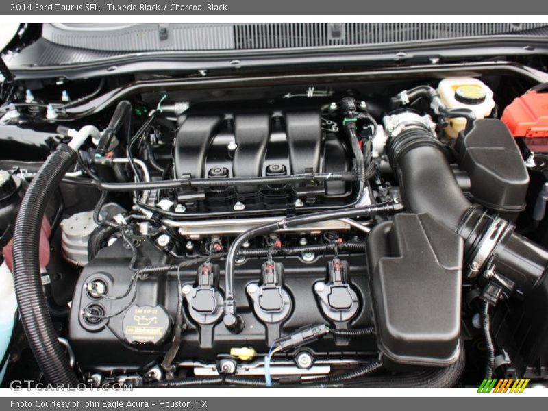 Tuxedo Black / Charcoal Black 2014 Ford Taurus SEL