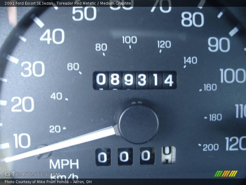 Toreador Red Metallic / Medium Graphite 2001 Ford Escort SE Sedan