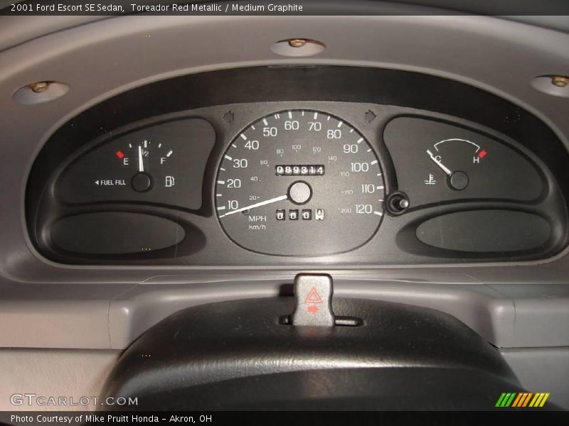 Toreador Red Metallic / Medium Graphite 2001 Ford Escort SE Sedan