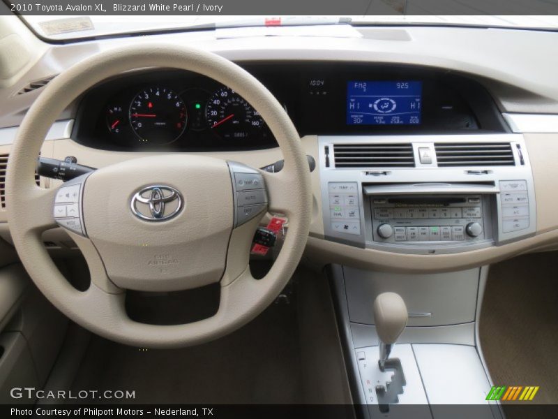 Blizzard White Pearl / Ivory 2010 Toyota Avalon XL