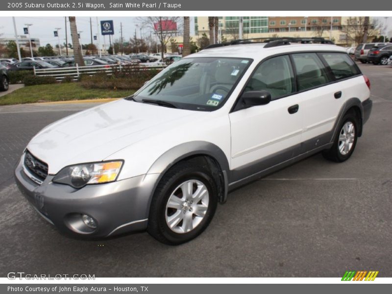 Front 3/4 View of 2005 Outback 2.5i Wagon
