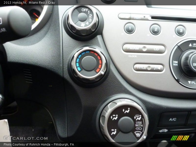 Milano Red / Gray 2013 Honda Fit
