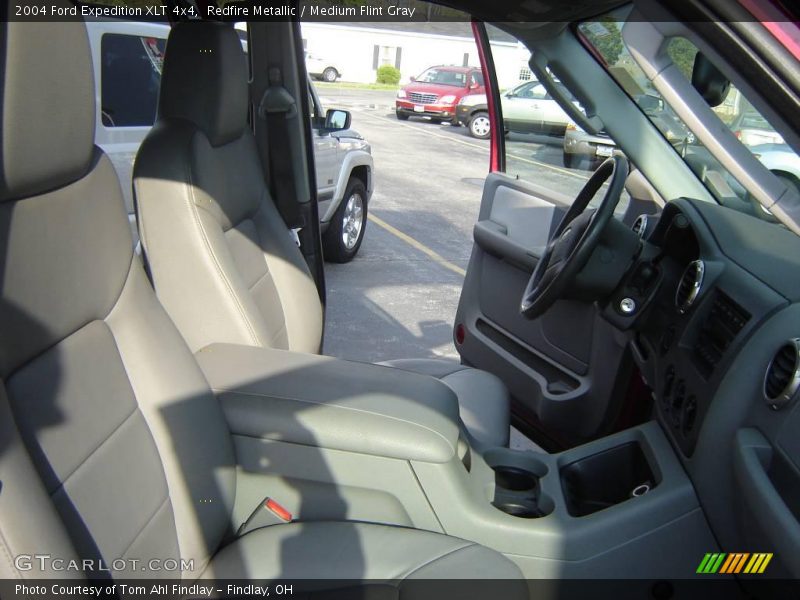 Redfire Metallic / Medium Flint Gray 2004 Ford Expedition XLT 4x4