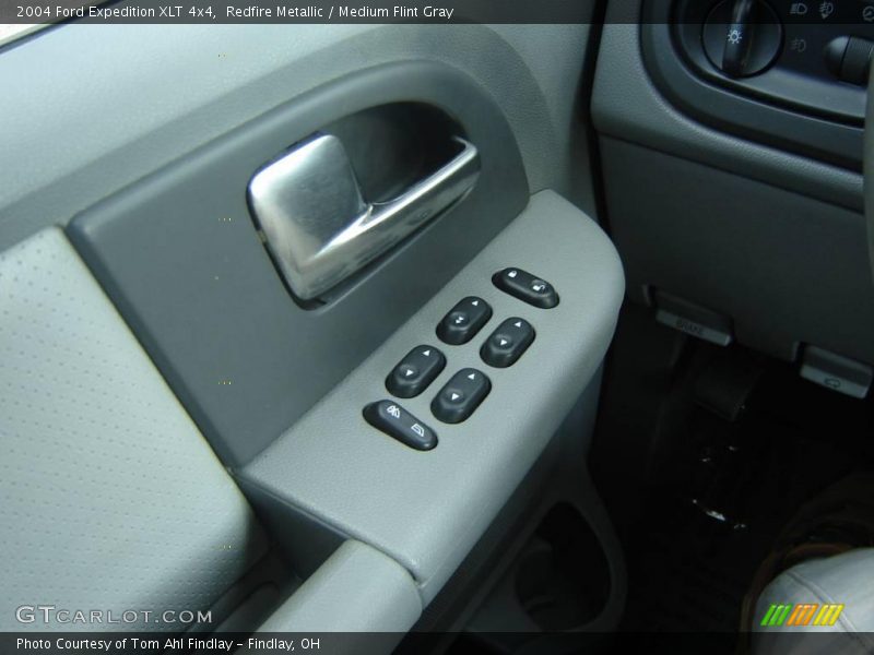 Redfire Metallic / Medium Flint Gray 2004 Ford Expedition XLT 4x4