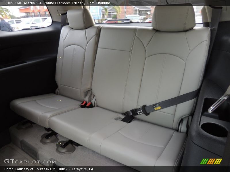 White Diamond Tricoat / Light Titanium 2009 GMC Acadia SLT