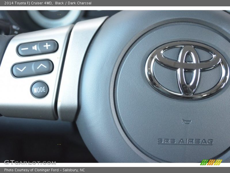Black / Dark Charcoal 2014 Toyota FJ Cruiser 4WD