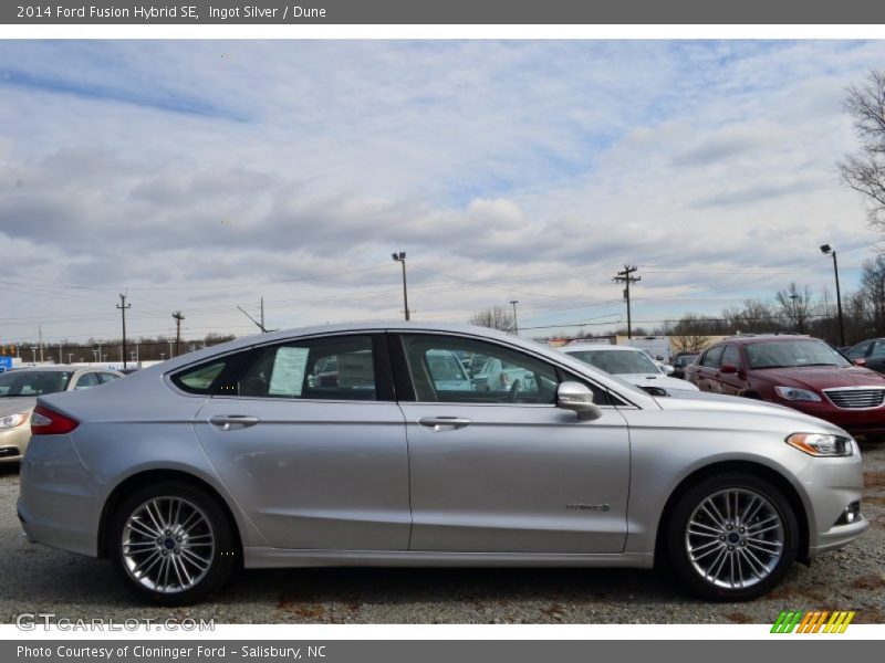 Ingot Silver / Dune 2014 Ford Fusion Hybrid SE