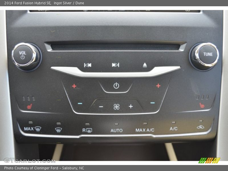 Ingot Silver / Dune 2014 Ford Fusion Hybrid SE