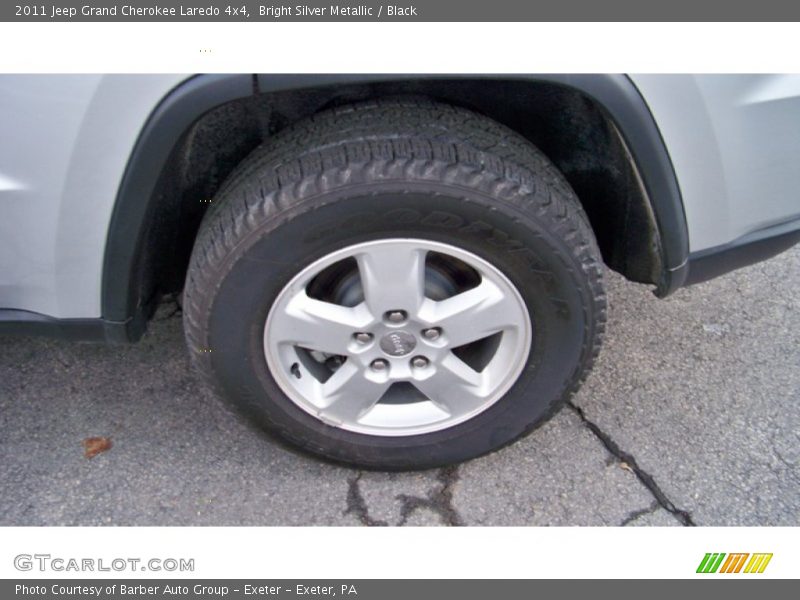 Bright Silver Metallic / Black 2011 Jeep Grand Cherokee Laredo 4x4