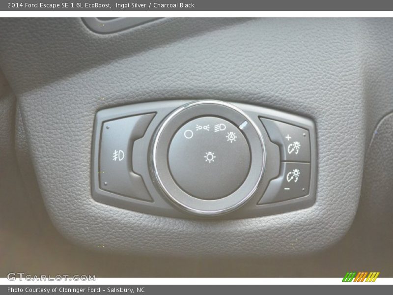 Ingot Silver / Charcoal Black 2014 Ford Escape SE 1.6L EcoBoost