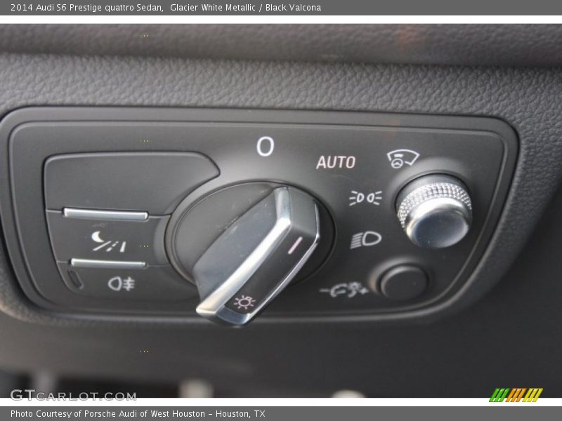 Glacier White Metallic / Black Valcona 2014 Audi S6 Prestige quattro Sedan