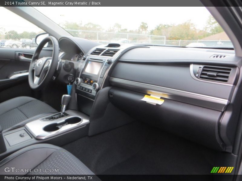 Magnetic Gray Metallic / Black 2014 Toyota Camry SE