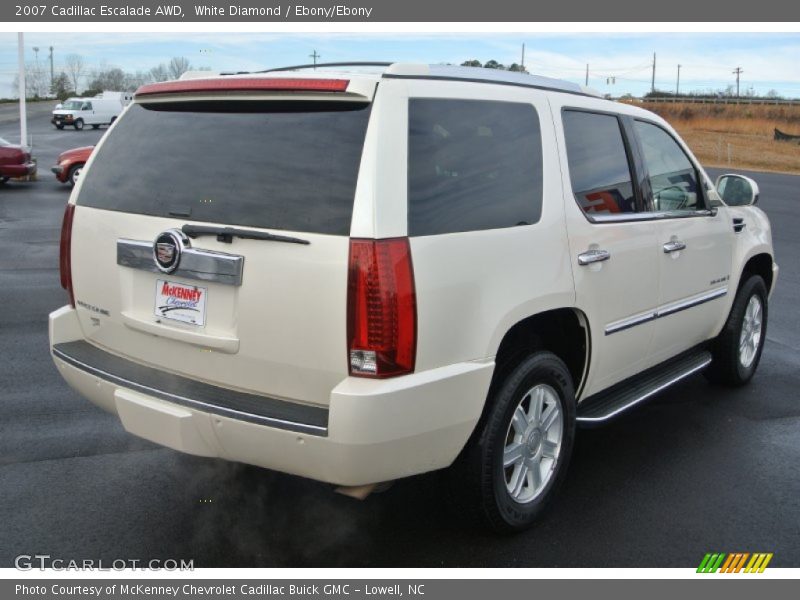 White Diamond / Ebony/Ebony 2007 Cadillac Escalade AWD