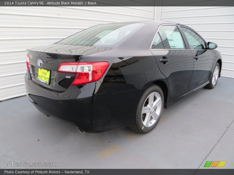 Attitude Black Metallic / Black 2014 Toyota Camry SE