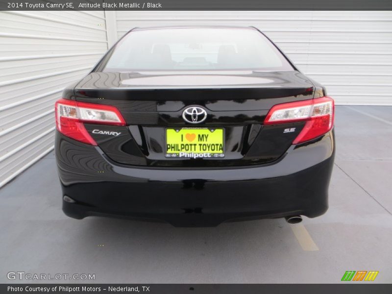 Attitude Black Metallic / Black 2014 Toyota Camry SE