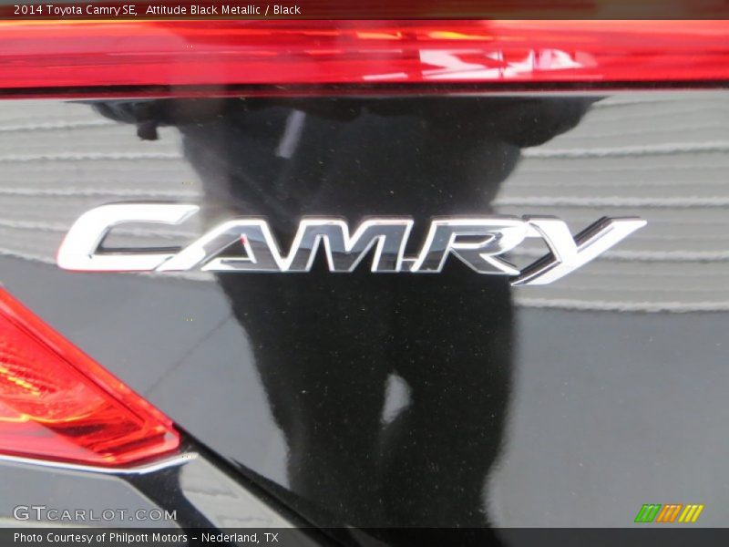 Attitude Black Metallic / Black 2014 Toyota Camry SE