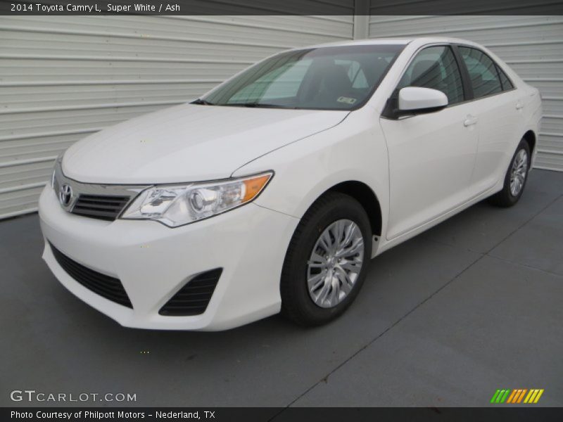 Super White / Ash 2014 Toyota Camry L