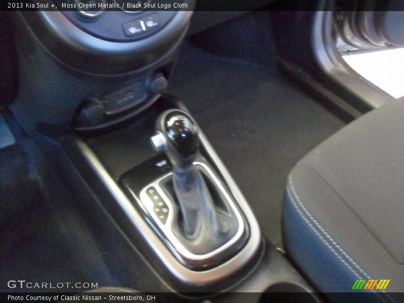 Moss Green Metallic / Black Soul Logo Cloth 2013 Kia Soul +