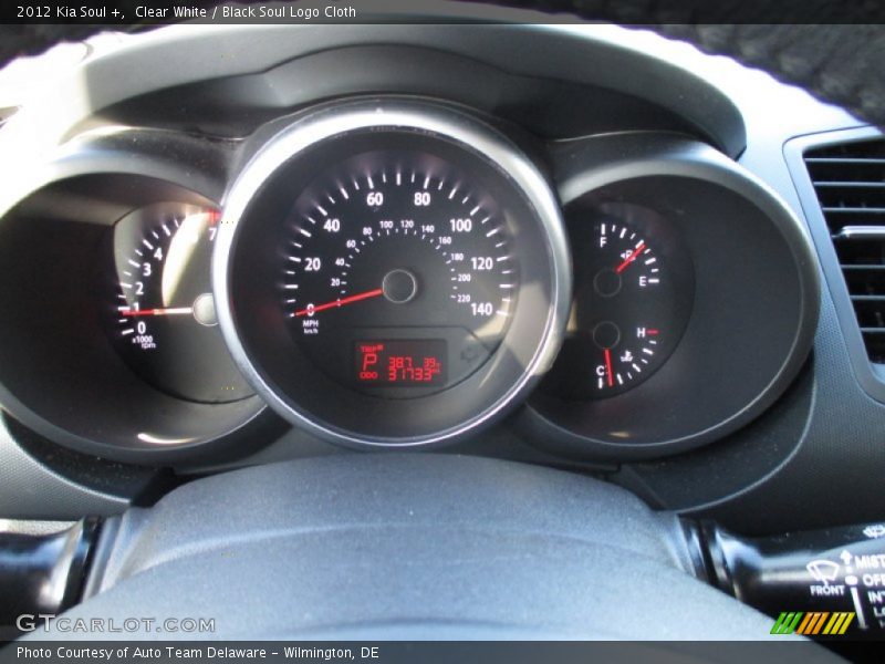 Clear White / Black Soul Logo Cloth 2012 Kia Soul +