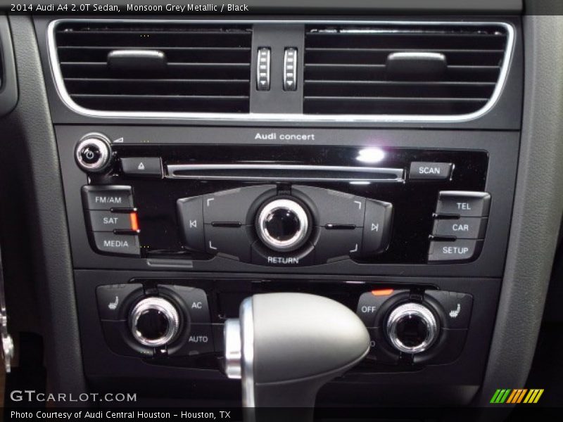 Controls of 2014 A4 2.0T Sedan