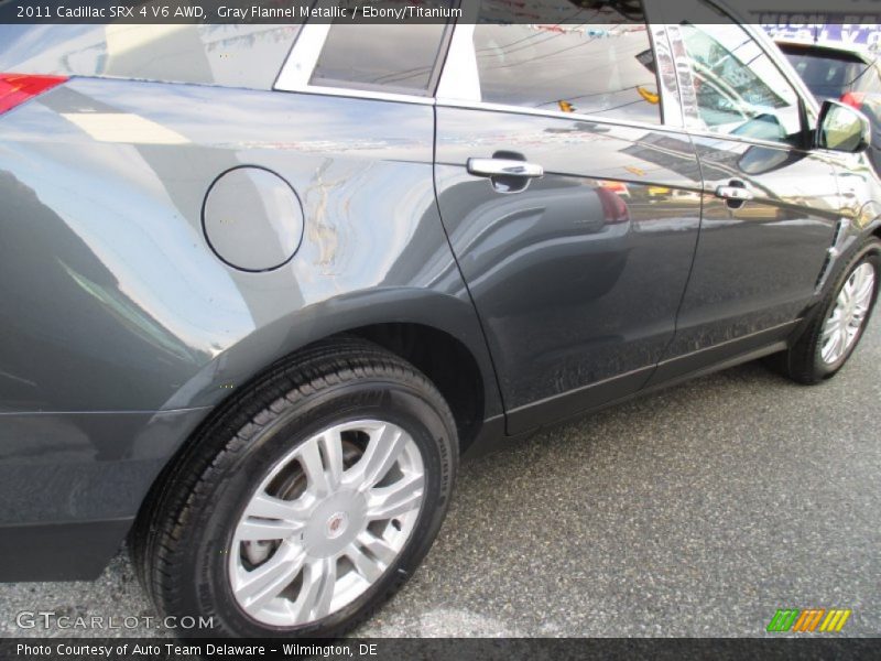 Gray Flannel Metallic / Ebony/Titanium 2011 Cadillac SRX 4 V6 AWD