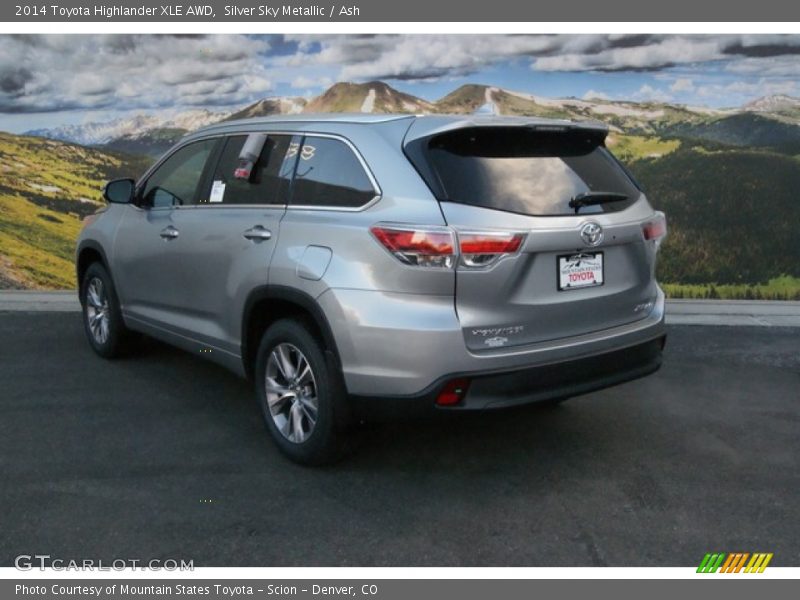 Silver Sky Metallic / Ash 2014 Toyota Highlander XLE AWD