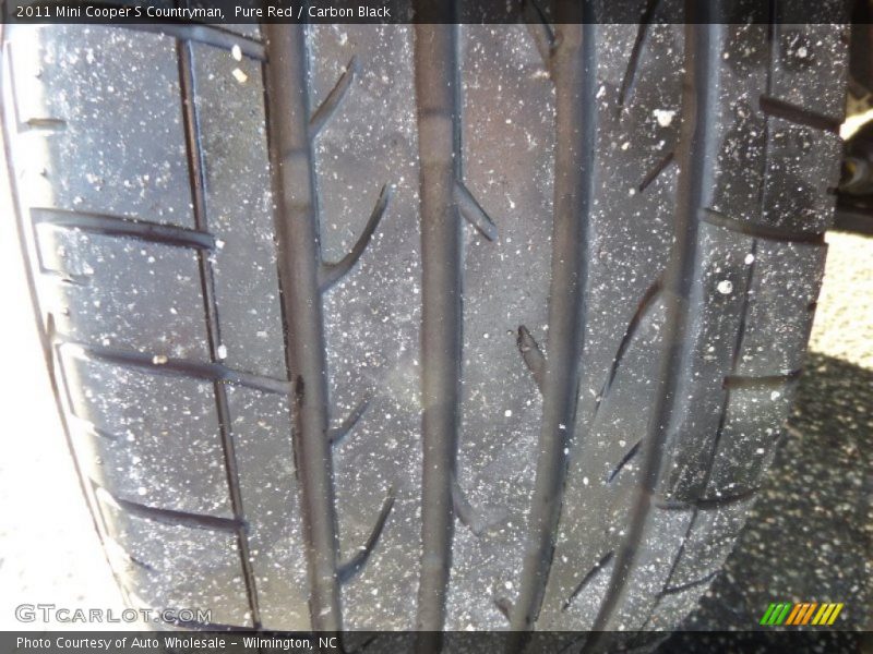 Pure Red / Carbon Black 2011 Mini Cooper S Countryman