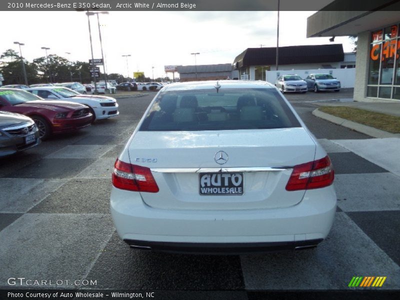 Arctic White / Almond Beige 2010 Mercedes-Benz E 350 Sedan