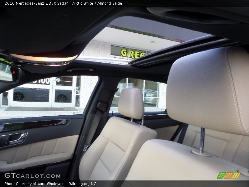 Arctic White / Almond Beige 2010 Mercedes-Benz E 350 Sedan