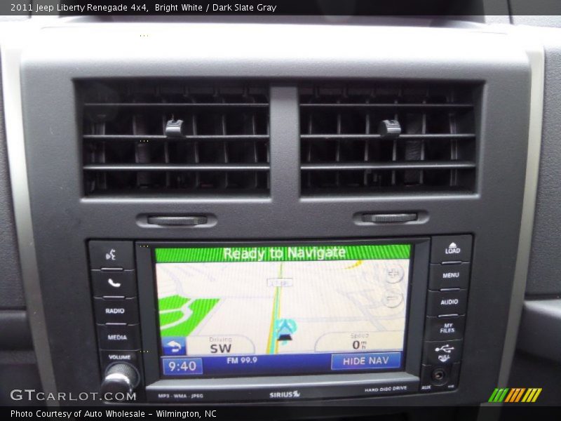Bright White / Dark Slate Gray 2011 Jeep Liberty Renegade 4x4