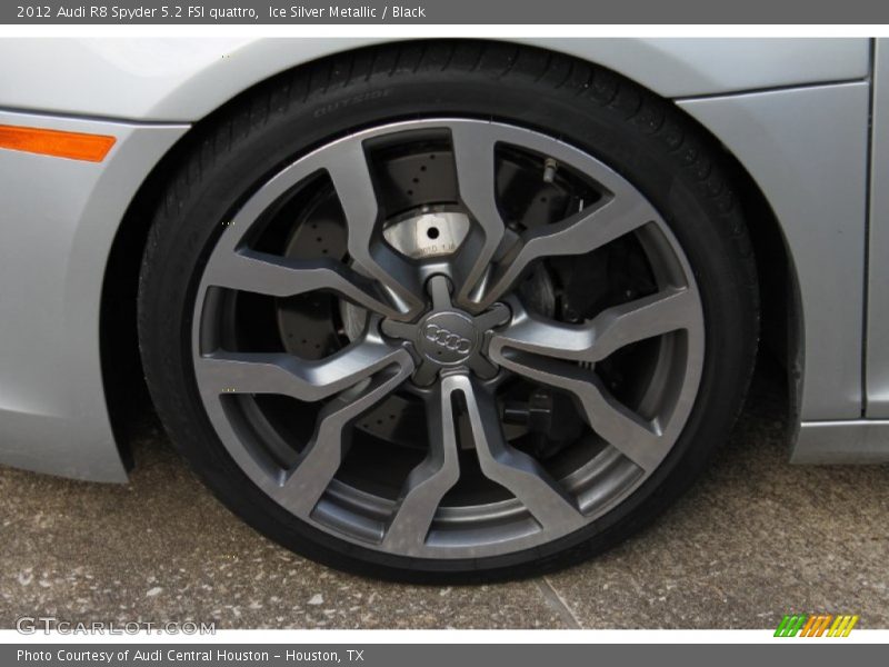  2012 R8 Spyder 5.2 FSI quattro Wheel