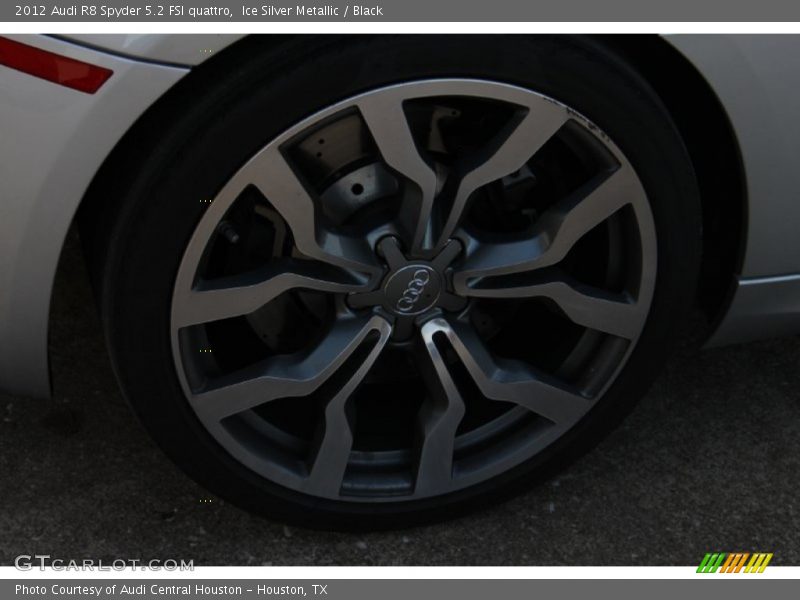 Ice Silver Metallic / Black 2012 Audi R8 Spyder 5.2 FSI quattro